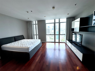 À louer 3 chambres condo à Pathum Wan, Bangkok