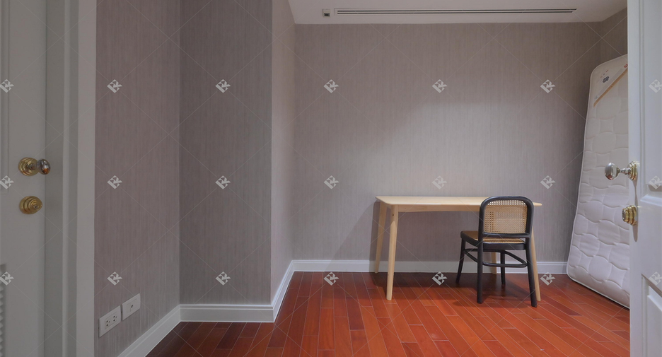 Wohnung zur Miete mit 3 Zimmer in Pathum Wan, Bangkok