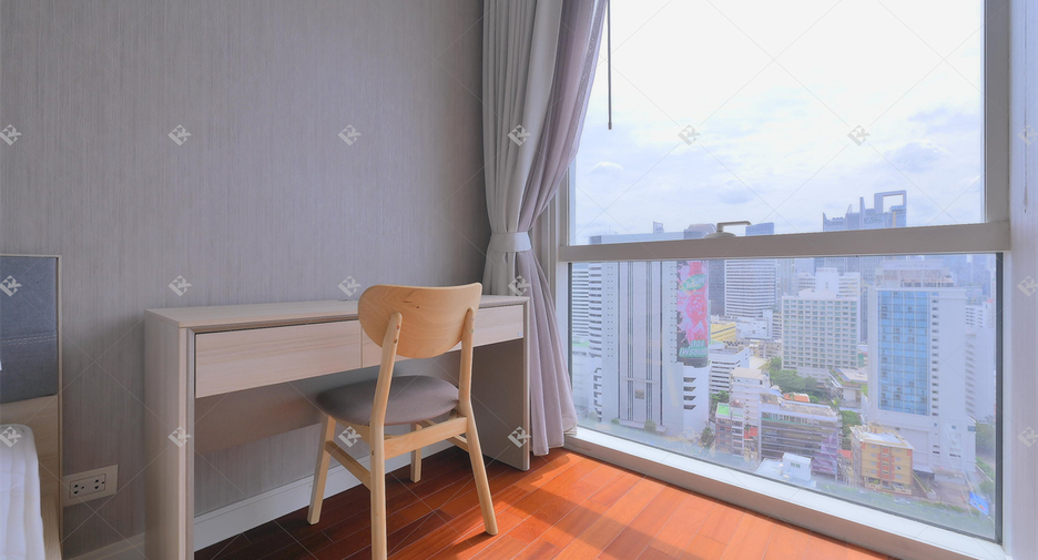 Wohnung zur Miete mit 3 Zimmer in Pathum Wan, Bangkok