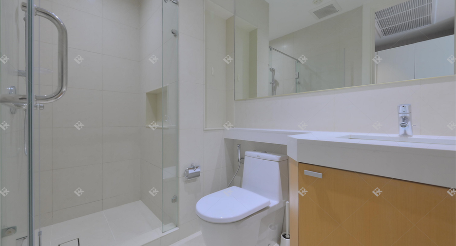 Wohnung zur Miete mit 3 Zimmer in Pathum Wan, Bangkok