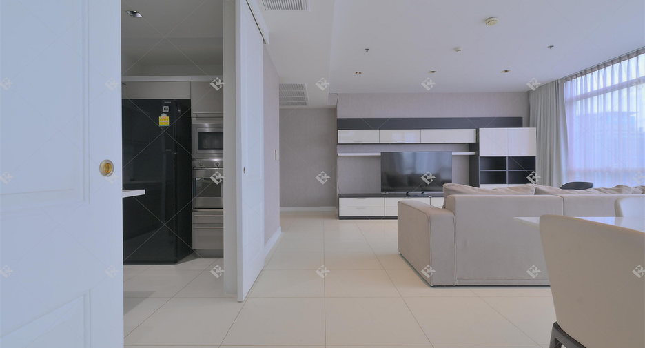Wohnung zur Miete mit 3 Zimmer in Pathum Wan, Bangkok
