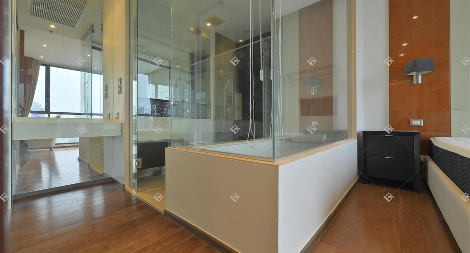 For rent 2 ベッドルーム condo in Khlong Toei, Bangkok