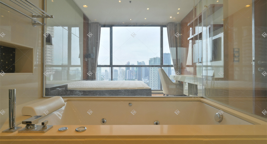For rent 2 ベッドルーム condo in Khlong Toei, Bangkok