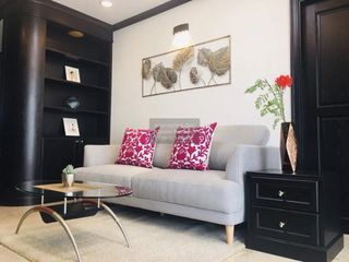 For rent 2 bedrooms condo in Bang Rak, Bangkok