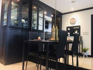 For rent 2 bedrooms condo in Bang Rak, Bangkok