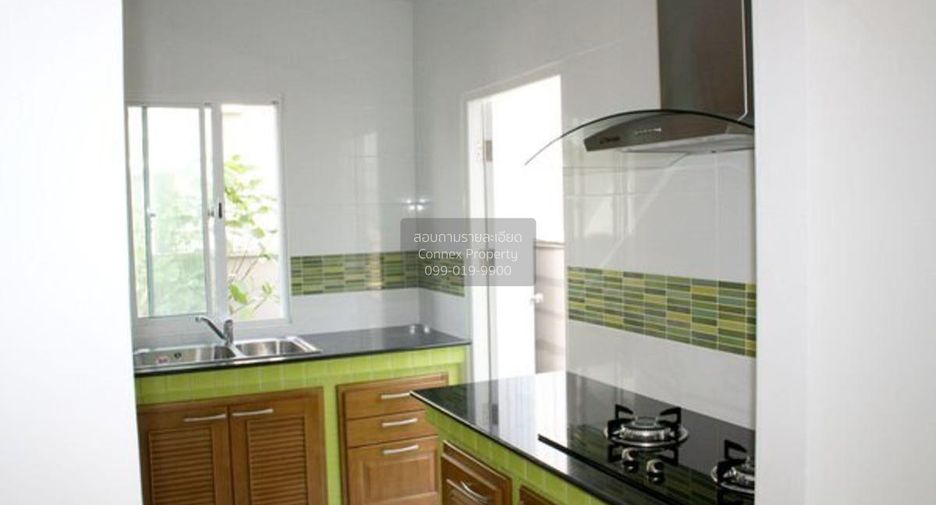 Casa en alquiler de 3 habitaciones en Bang Yai, Nonthaburi