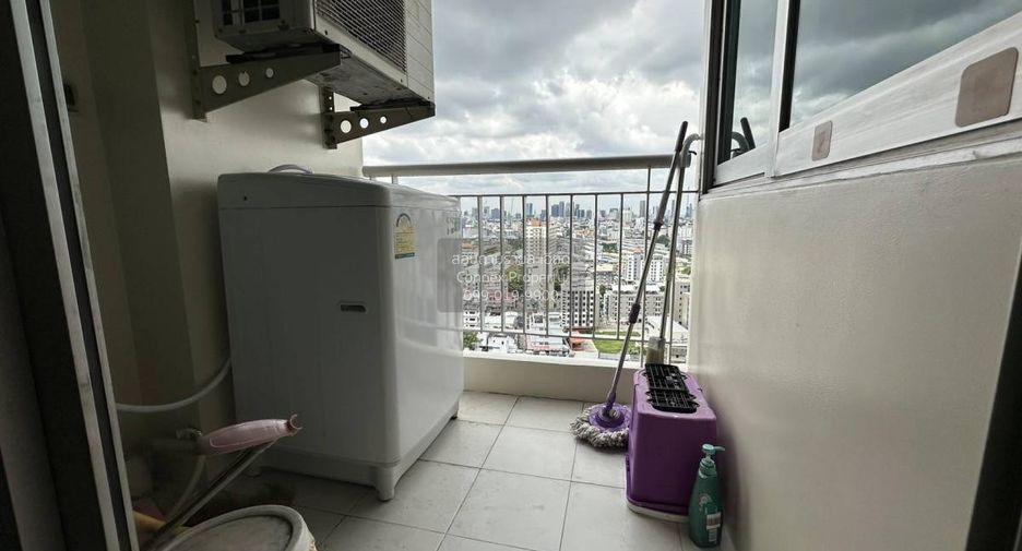 For rent 1 bed condo in Huai Khwang, Bangkok