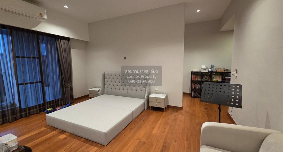 For rent 4 bedrooms house in Bang Na, Bangkok