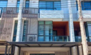 Reihenhaus zur Miete mit 3 Zimmer in Bang Phli, Samut Prakan