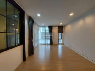 出租 3 卧室 联排别墅 在 Bang Phli, Samut Prakan