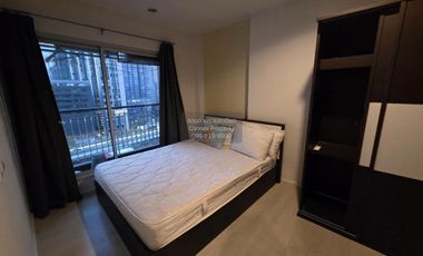 Wohnung zur Miete mit 1 Zimmer in Huai Khwang, Bangkok