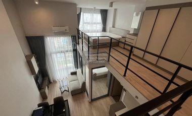 For rent 2 bedrooms condo in Huai Khwang, Bangkok