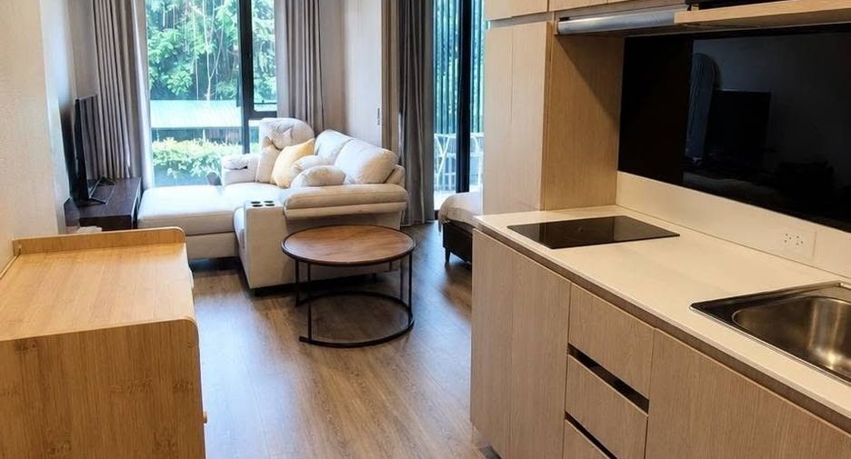 For rent 1 bed condo in Yan Nawa, Bangkok