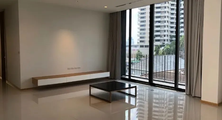 À louer 3 chambres appartement à Khlong Toei, Bangkok