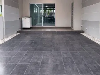 Casa adosada en venta y en alquiler de 3 habitaciones en Saphan Sung, Bangkok