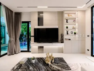 Haus zur Miete mit 5 Zimmer in Bang Lamung, Chonburi