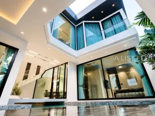 Haus zur Miete mit 5 Zimmer in Bang Lamung, Chonburi