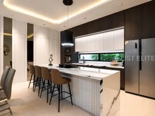 Haus zur Miete mit 5 Zimmer in Bang Lamung, Chonburi