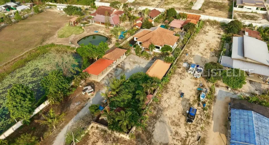 出售 4 卧室 独立屋 在 Bang Lamung, Chon Buri