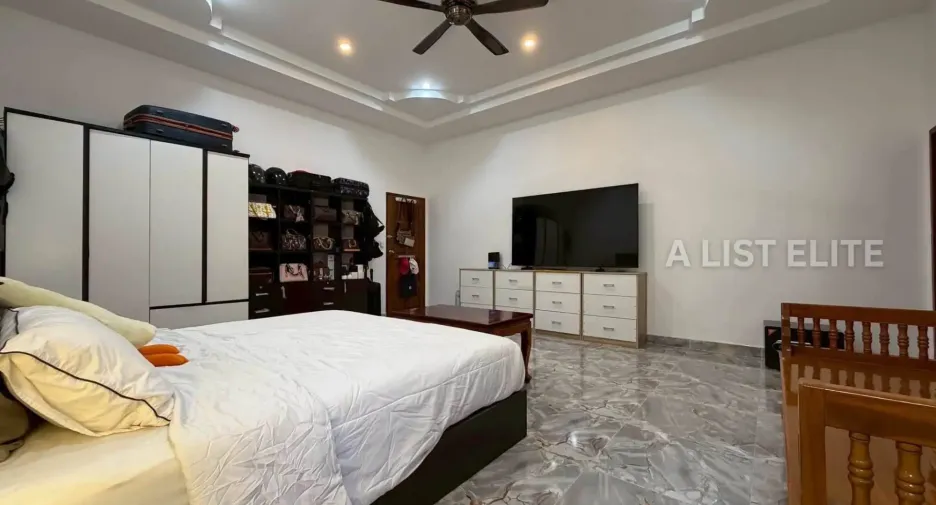 出售 4 卧室 独立屋 在 Bang Lamung, Chon Buri