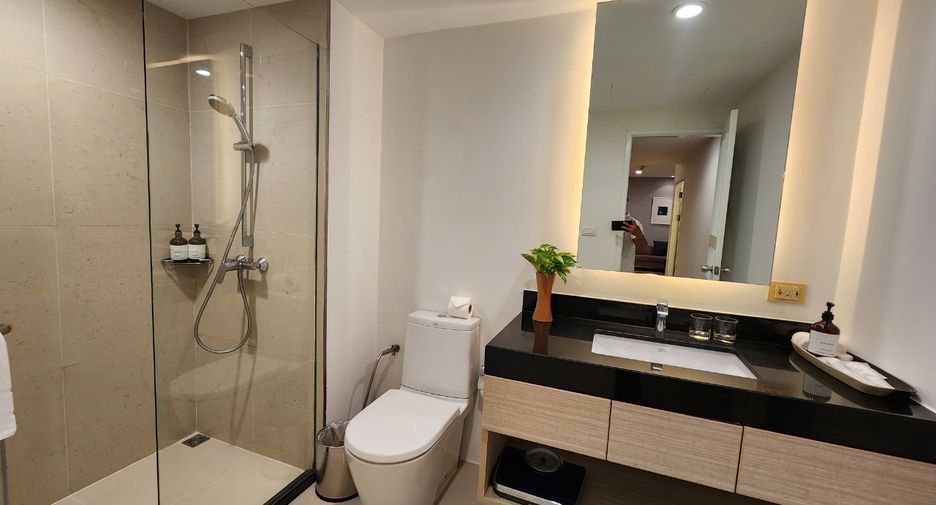 For rent 1 bed condo in Sathon, Bangkok