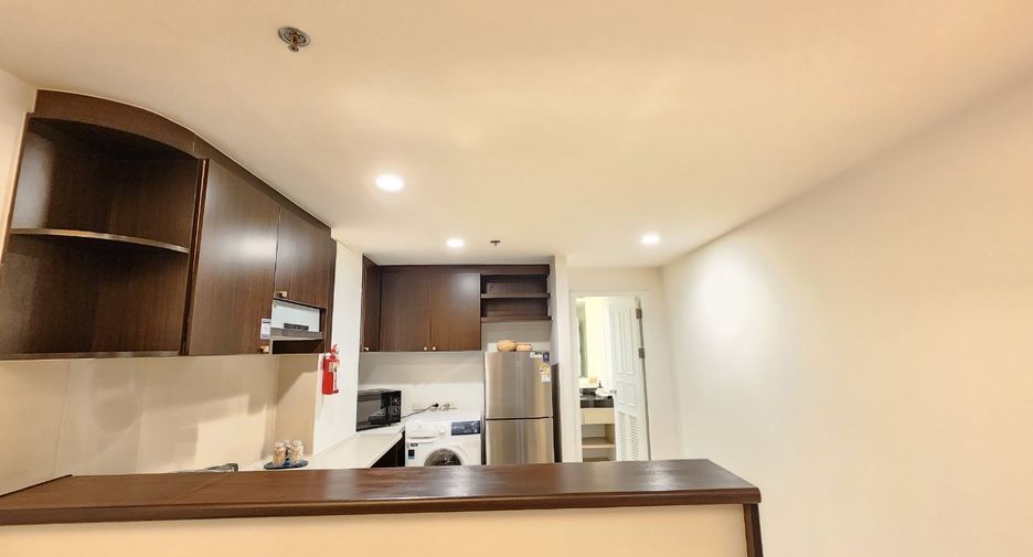 For rent 1 bed condo in Sathon, Bangkok