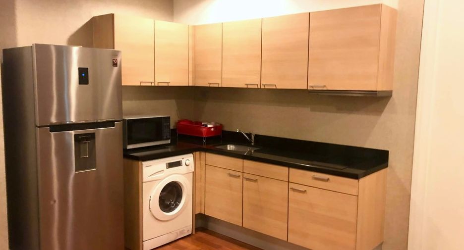 À louer et à vendre 1 chambre condo à Pathum Wan, Bangkok
