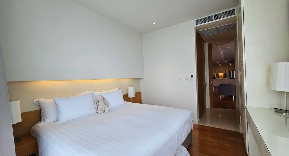 Condo en alquiler de 3 habitaciones en Bang Kho Laem, Bangkok