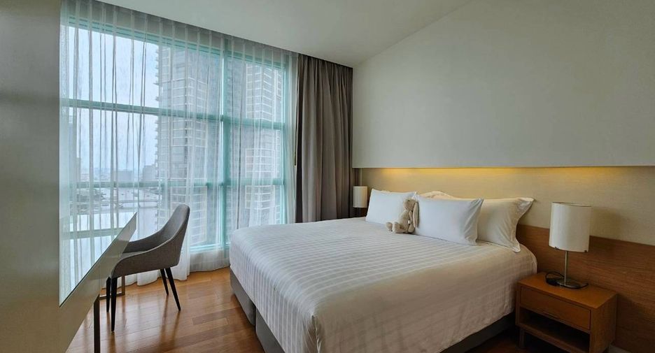 Condo en alquiler de 3 habitaciones en Bang Kho Laem, Bangkok