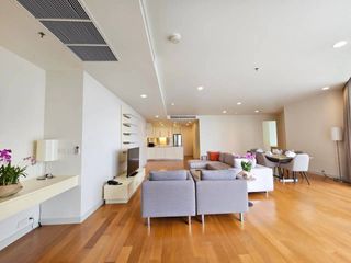 Condo en alquiler de 3 habitaciones en Bang Kho Laem, Bangkok