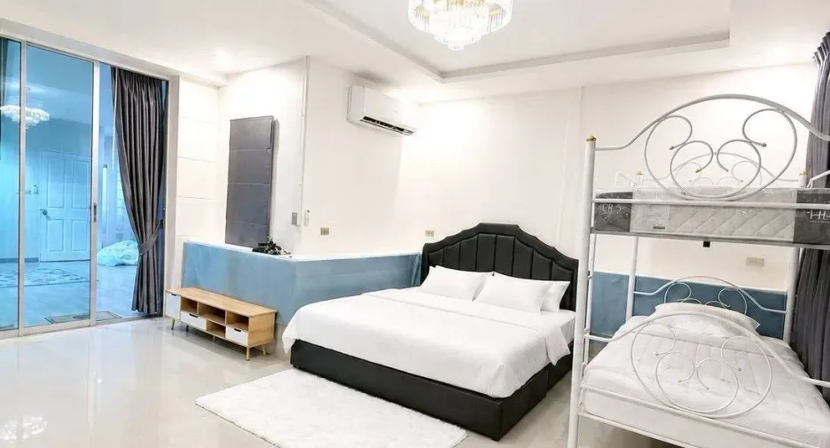 Villa zur Miete mit 4 Zimmer in Bang Lamung, Chonburi