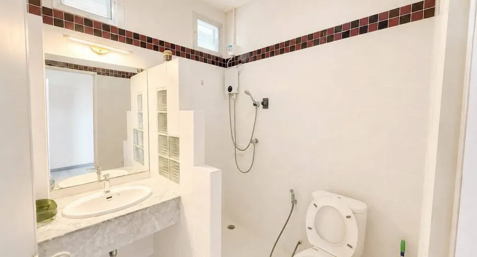 Villa zur Miete mit 4 Zimmer in Bang Lamung, Chonburi
