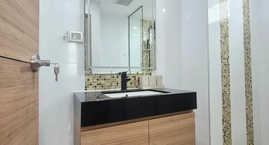 For sale 1 bed condo in Jomtien, Pattaya