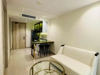 Condo en alquiler de 1 habitaciones en Bang Lamung, Chonburi