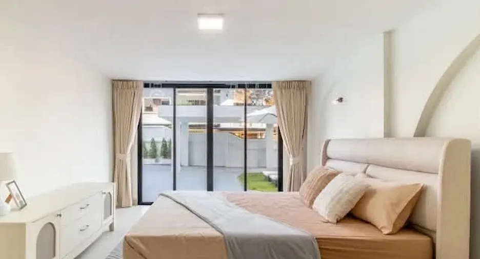 For sale 7 ベッドルーム villa in Bang Lamung, Chonburi