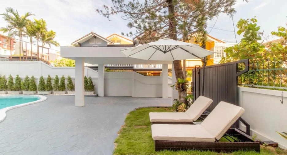 For sale 7 ベッドルーム villa in Bang Lamung, Chonburi