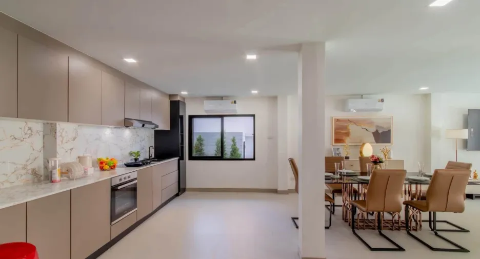 For sale 7 ベッドルーム villa in Bang Lamung, Chonburi