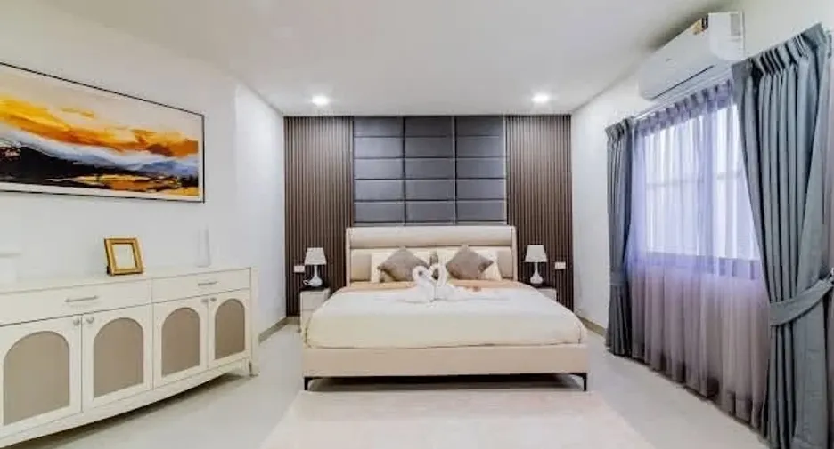For sale 7 ベッドルーム villa in Bang Lamung, Chonburi