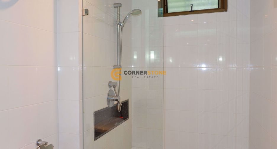 For rent そして for sale 2 ベッドルーム condo in Na Jomtien, Pattaya