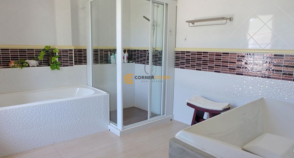 À vendre 3 chambres maison à Bang Lamung, Chonburi