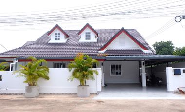 Haus zur Miete und zum Kauf mit 3 Zimmer in Bang Lamung, Chonburi
