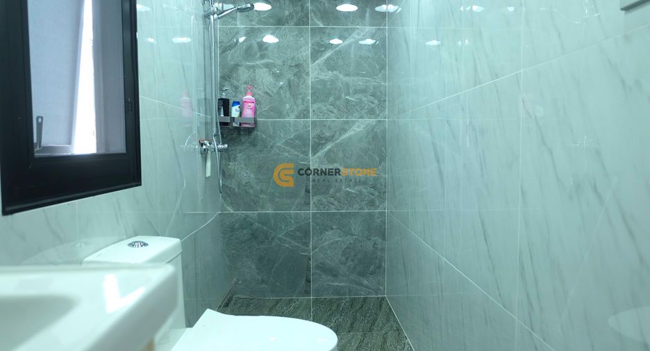 Haus zur Miete und zum Kauf mit 3 Zimmer in Bang Lamung, Chonburi