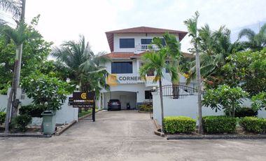 À louer 5 chambres maison à Bang Lamung, Chonburi