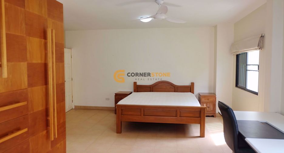 À louer 5 chambres maison à Bang Lamung, Chonburi