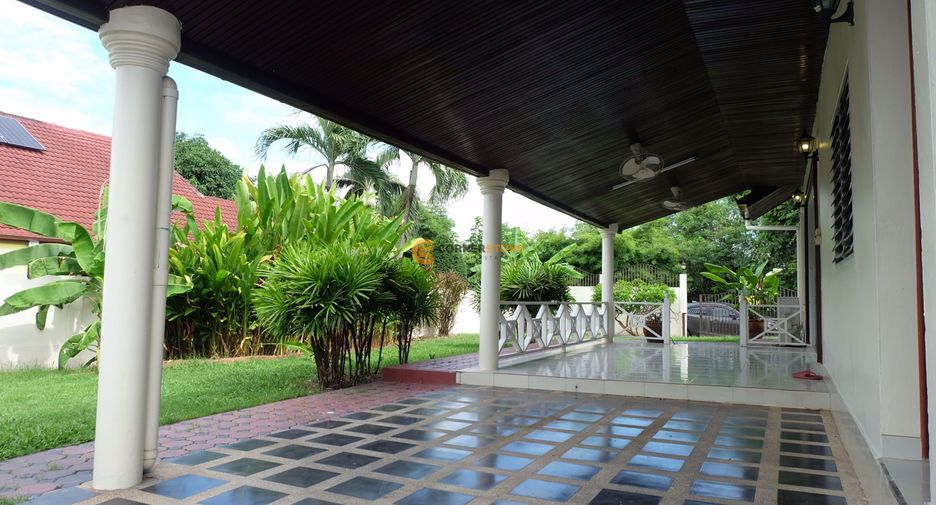 出租 3 卧室 独立屋 在 Bang Lamung, Chon Buri