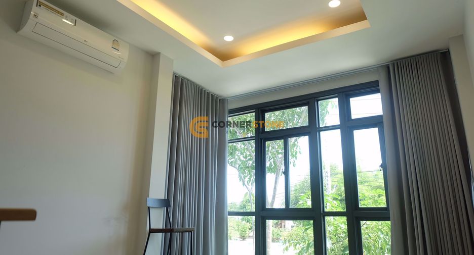 Haus zur Miete mit 3 Zimmer in Bang Lamung, Chonburi