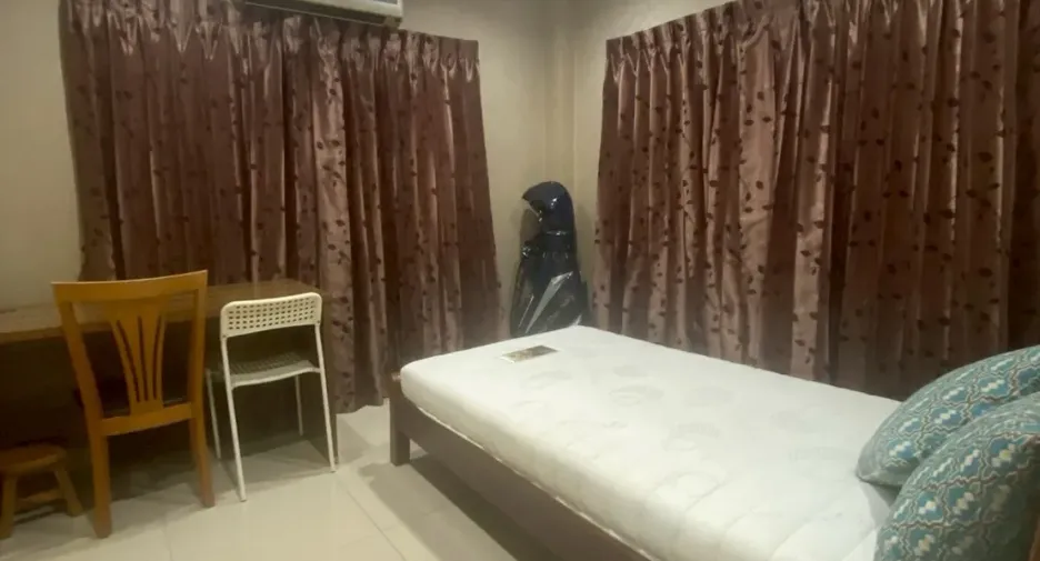 For sale 3 bedrooms house in Mueang Pathum Thani, Pathum Thani
