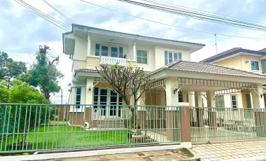 For sale 3 bedrooms house in Mueang Pathum Thani, Pathum Thani