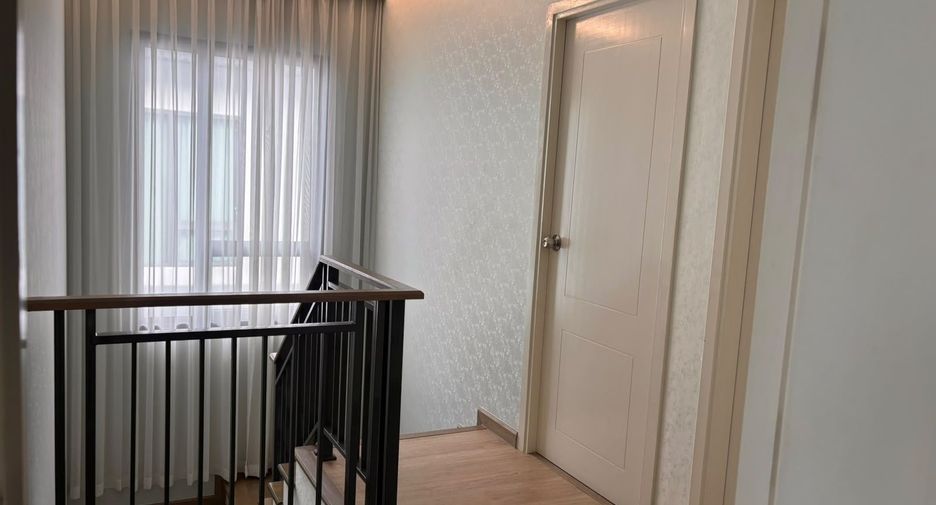 For rent 4 bedrooms house in Bang Lamung, Chonburi