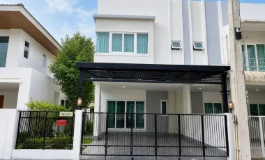 For rent 3 bedrooms house in Mueang Chiang Mai, Chiang Mai